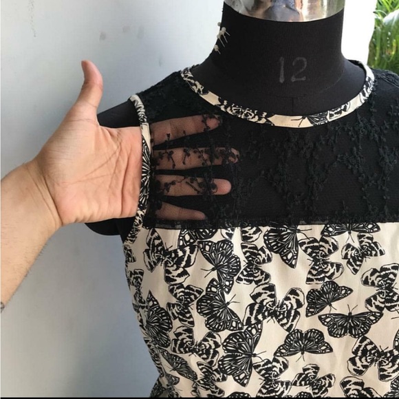 Butterfly Print Dress - Picture 3 of 3